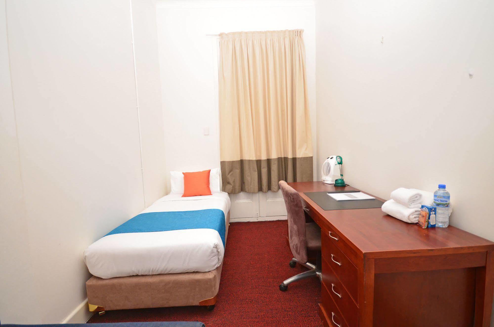 The Hallows Accommodation Bathurst Esterno foto